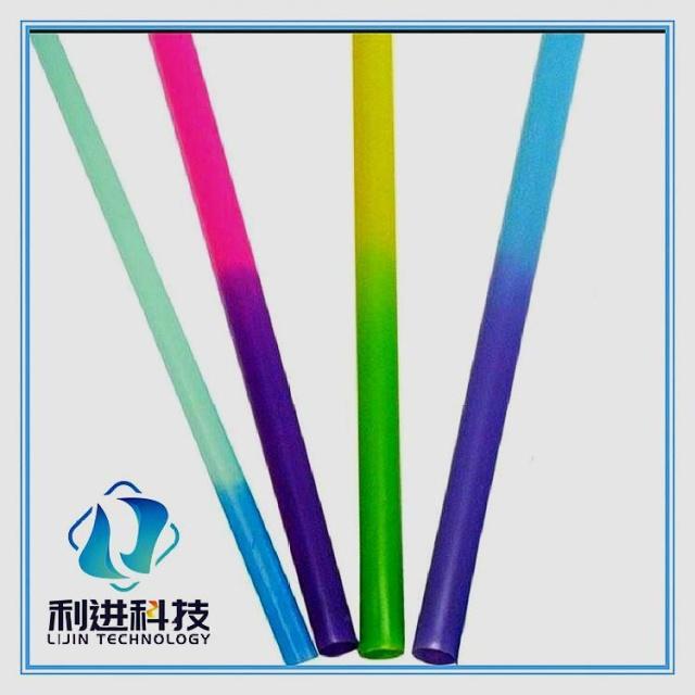 「感溫粉供應(yīng)銷(xiāo)售」五彩繽紛的遇冷變色吸管使用安全嗎？